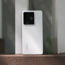 16GB+512GB“值得捡漏”，4款3nm芯片的高性能手机，价格“暴跌”