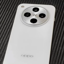 买OPPO手机不用跟风，目前可以“闭眼买”的3款，配置近乎“完美”