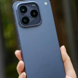 5499元起！iQOO 16发布：2nm芯片+165Hz三星屏，小米18 Pro Max同芯却贵1500元