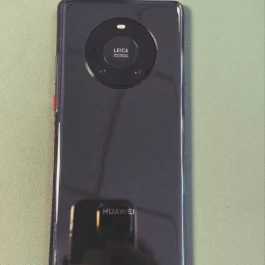 曾经6999元的华为Mate40Pro 5G版，如今在某鱼上只要200块