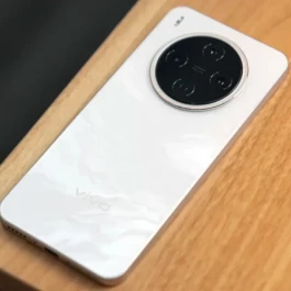 vivo发布全新 Y500 Pro，一款“不按常理出牌”的手机