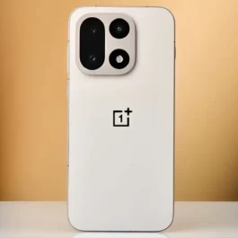 不想频繁换机，推荐3款拥有“顶尖性能”手机