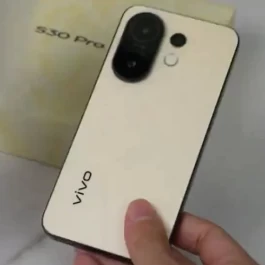 2025VIVO“最值得”入手的3款直屏手机 2025VIVO“最值得”入手的3款直屏手机