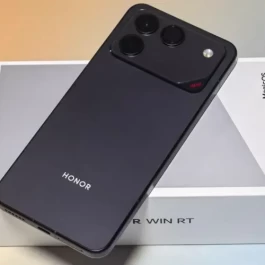 荣耀WIN2系列三款机型入网：2K屏+2nm芯片+12000mAh，或将10月发布