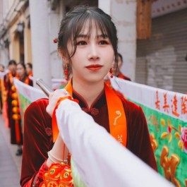 手游赚钱游戏排行榜第一名（适合新手玩游戏赚钱的平台）
