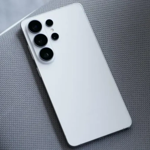 三星S26 Ultra到底香不香？体验过后说实话，优点和短板都很突出