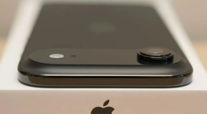 真实不吹不黑!iPhone Air完整测评,看似阉割其实精准取舍